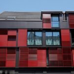 Posuvný hliníkový paraván Renson Loggialu Privacy s ručně naklápěcími lamelami
